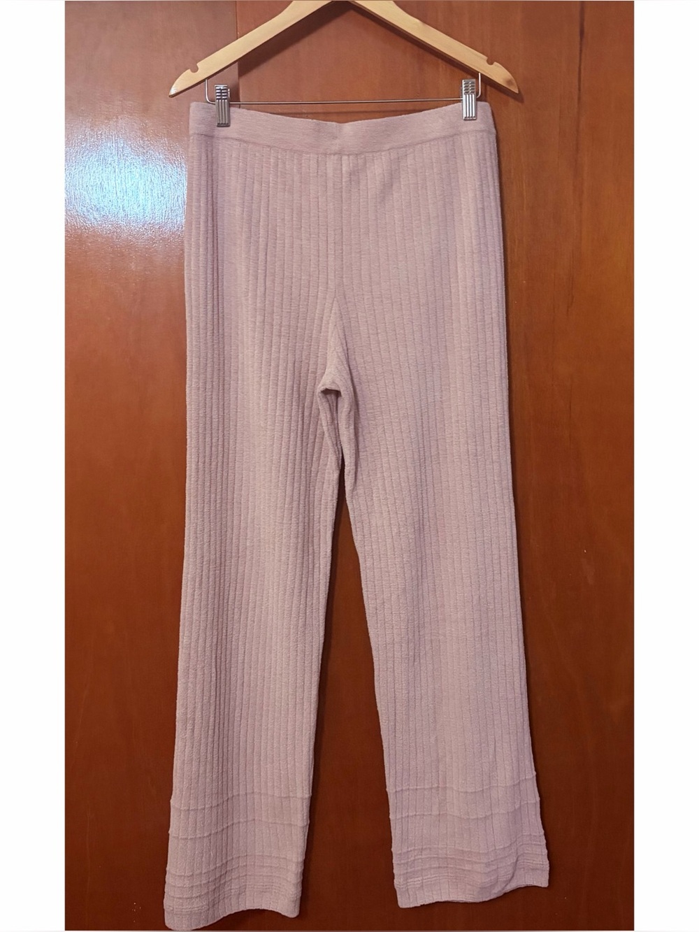 Barefoot Dreams Textured Hem Rib Pants Teaberry Cozy Chic Ultra Lite - Picture 7 of 13